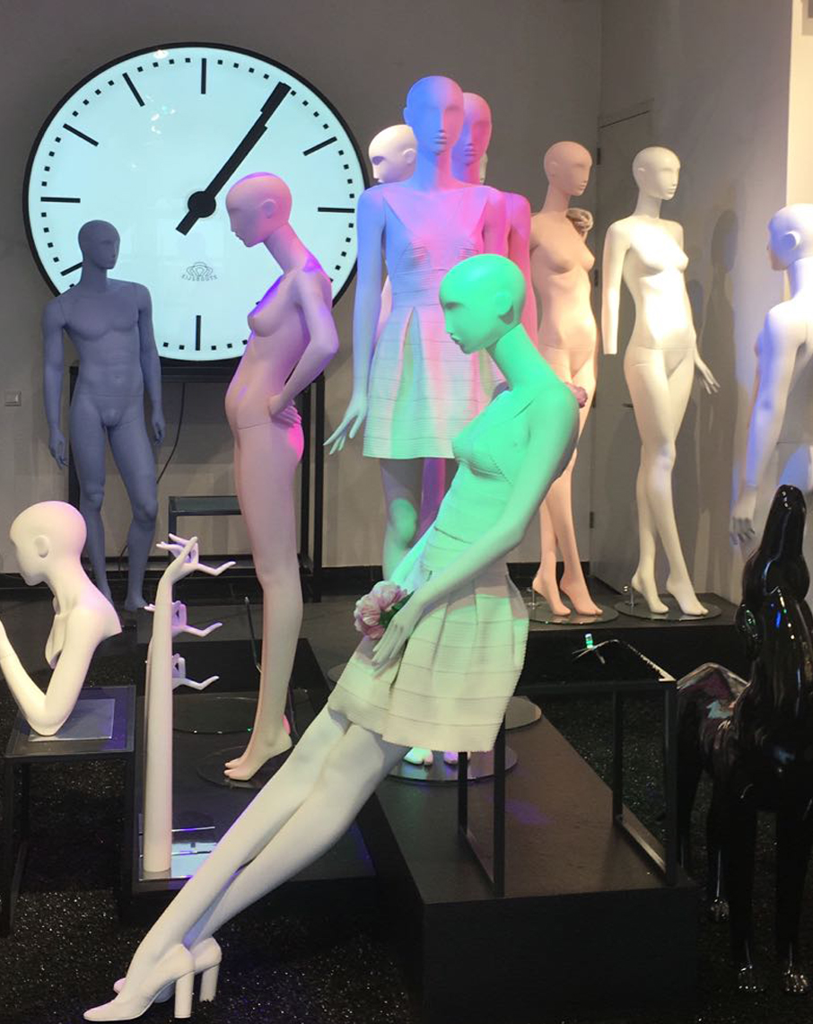 Designing Haaker dynamic showroom lighting | Invisua Lighting